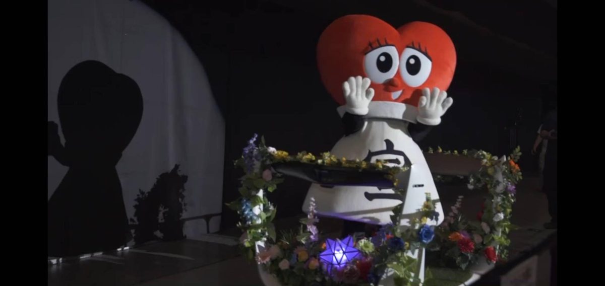 超ときめき♡宣伝部 コンサート会場内でトヨタの電動低速モビリティが回遊
