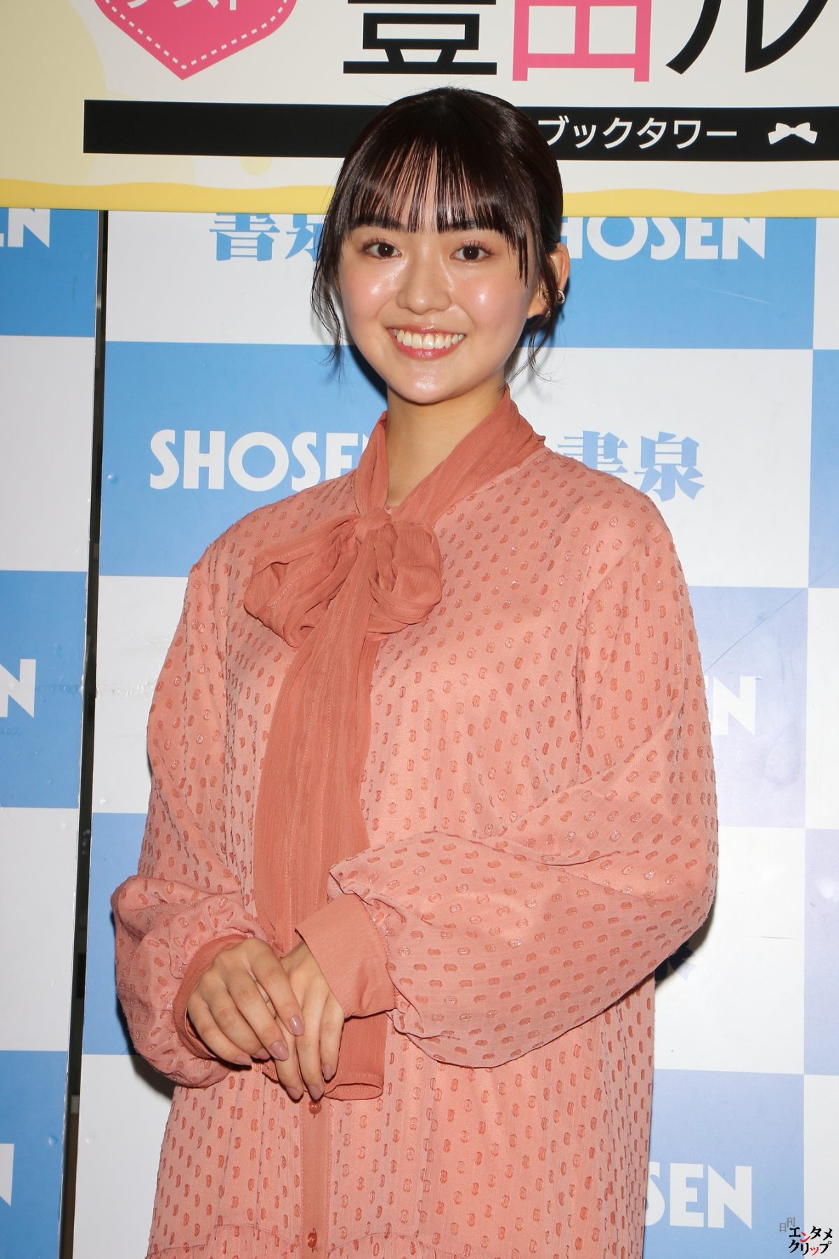 豊田ルナ 2023年カレンダーはナチュラルに自然な爽やかさが出てます！