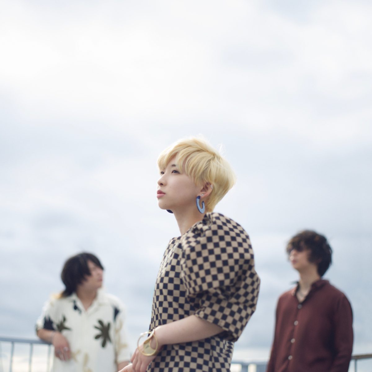 Hakubi、本日リリースの新曲「32等星の夜」のミュージックビデオを公開!クリスマスの夜に寄り添う、情感あふれるパフォーマンスに注目! 5 Hakubi、本日リリースの新曲「32等星の夜」のミュージックビデオを公開!クリスマスの夜に寄り添う、情感あふれるパフォーマンスに注目!