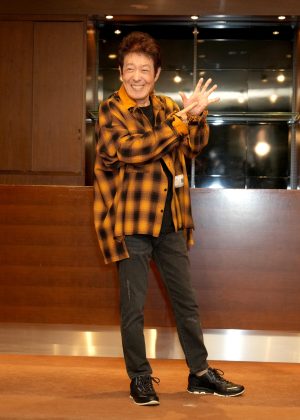 舟木一夫が東京・新橋演舞場で12月10日から21日まで芸能生活60周年記念ロングコンサートを開催。全4プログラムで構成 4 舟木一夫が東京・新橋演舞場で12月10日から21日まで芸能生活60周年記念ロングコンサートを開催。全4プログラムで構成