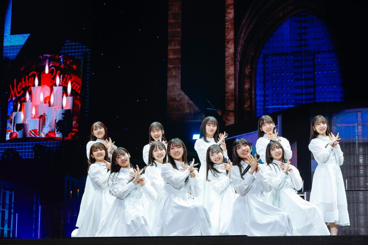 日向坂46が年末恒例のクリスマスライブで観客を魅了！