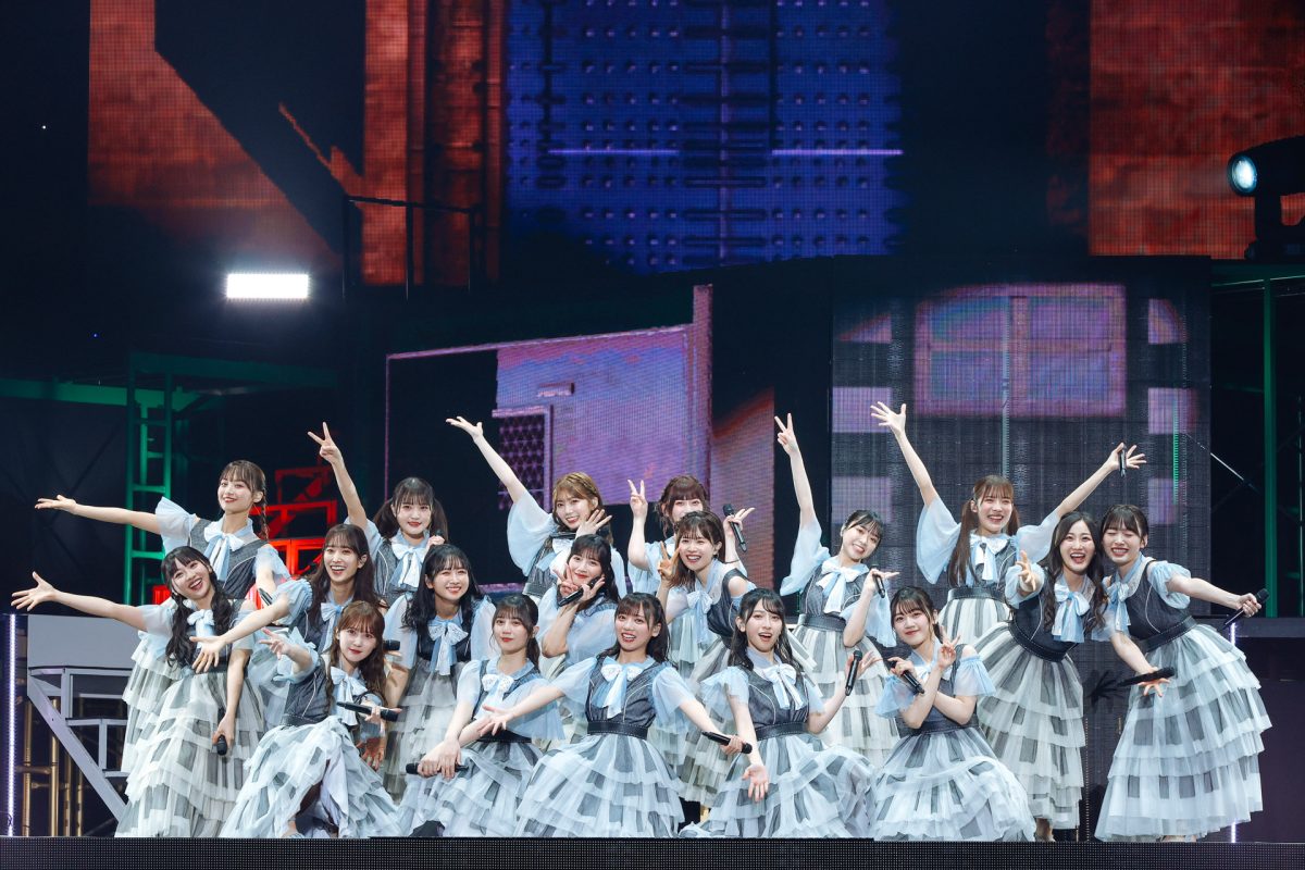 日向坂46が年末恒例のクリスマスライブで観客を魅了！