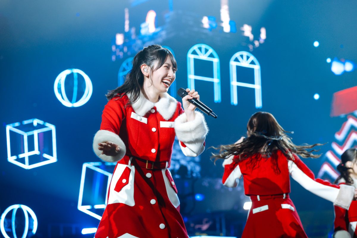 日向坂46が年末恒例のクリスマスライブで観客を魅了！