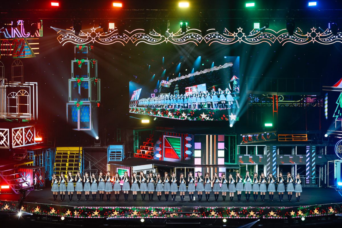 日向坂46が年末恒例のクリスマスライブで観客を魅了！