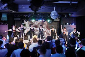 「何もなかった自分たちに生きる場所をくれてありがとう。たくさん愛してくれて本当にありがとう。絶対に忘れないでね」コンビニ推進アイドル（仮）、2年間の活動にピリオドを…。