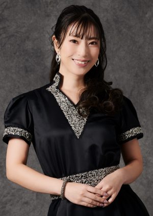 藤井香愛がクリスマスショーで新曲「夢告鳥」のMVをサプライズで初お披露目! 新曲の衣装に合せたブラックサンタ姿も披露! 6 藤井香愛がクリスマスショーで新曲「夢告鳥」のMVをサプライズで初お披露目! 新曲の衣装に合せたブラックサンタ姿も披露!