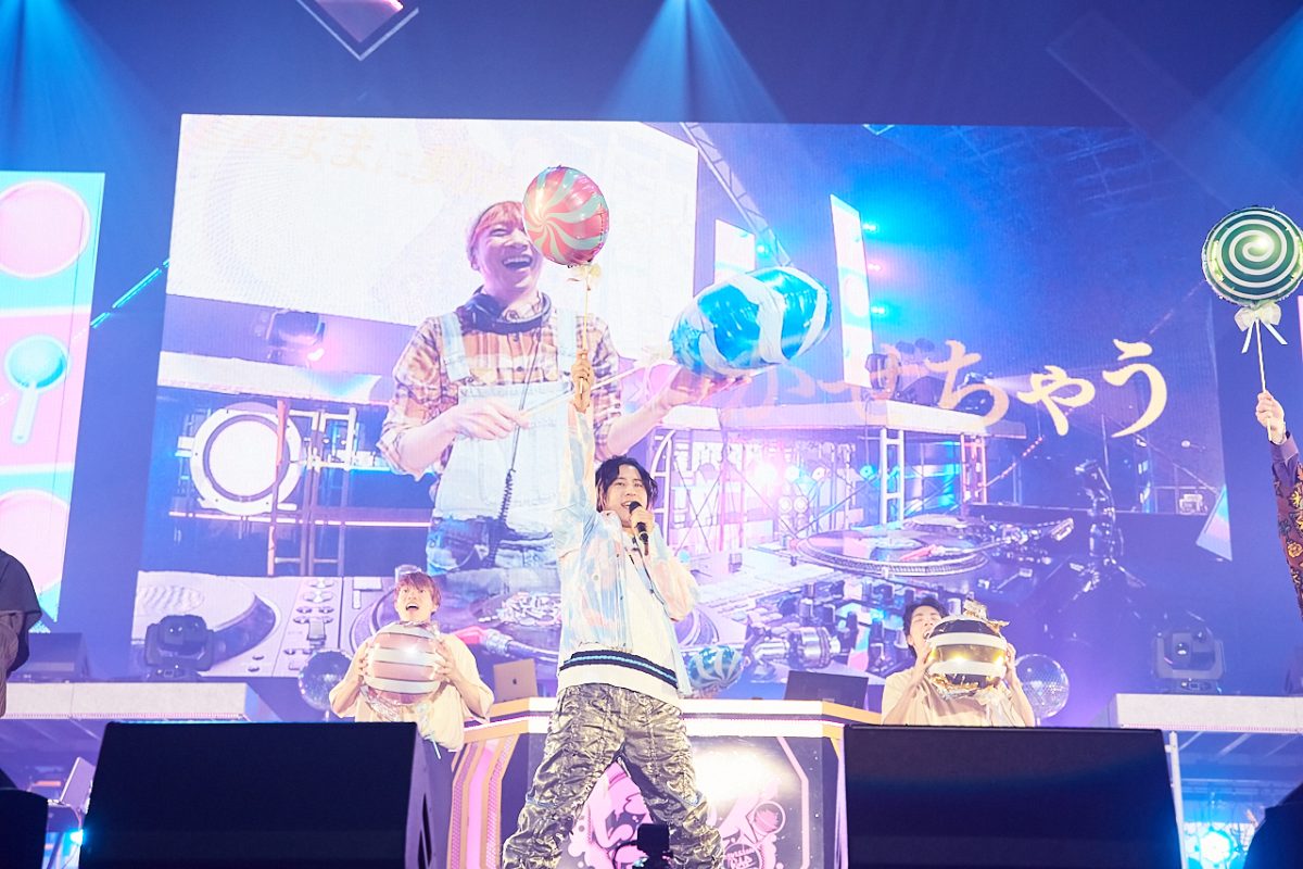 ヒプマイ ディビジョン別ライブ ポップなマイクリレーにフロアが弾んだ シブヤ・ディビジョン公演DAY1レポートが到着! 6 ヒプマイ ディビジョン別ライブ ポップなマイクリレーにフロアが弾んだ シブヤ・ディビジョン公演DAY1レポートが到着!