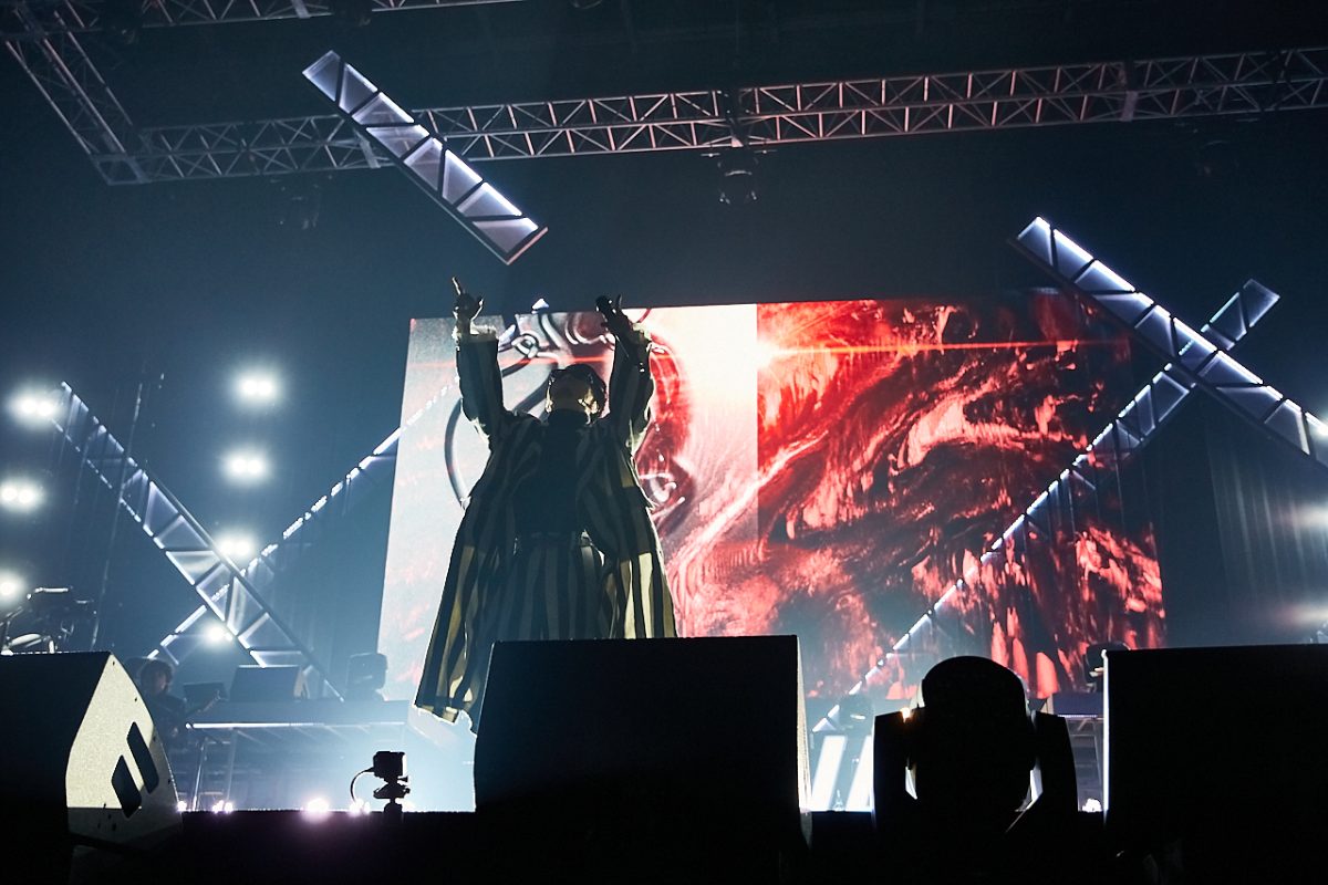 ヒプマイ ディビジョン別ライブ 会場がイエローの光に満ちた8thライブ千秋楽 シブヤ・ディビジョン公演DAY2レポートが到着！