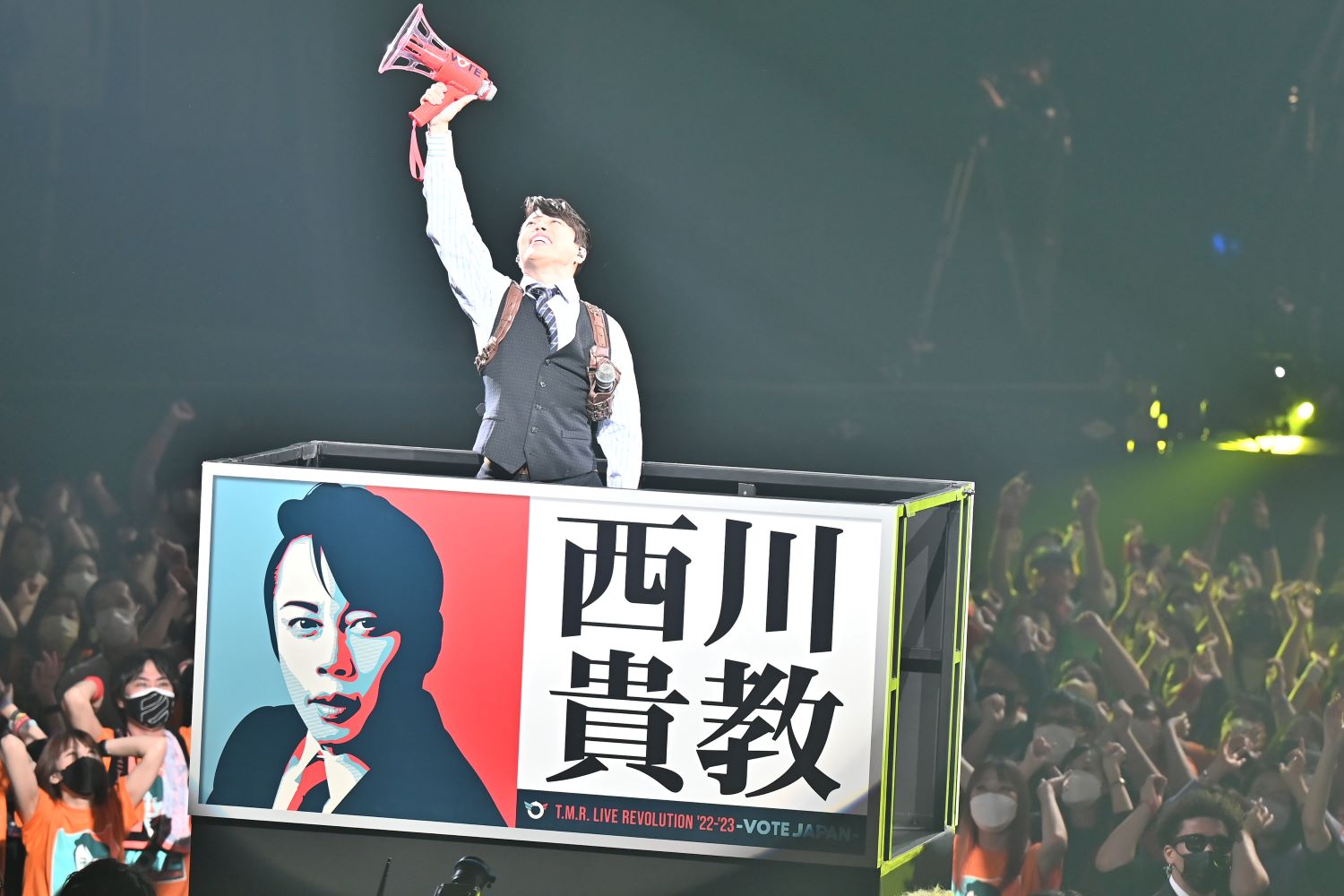T.M.Revolution、47都道府県ツアー東京公演を日本武道館で開催！