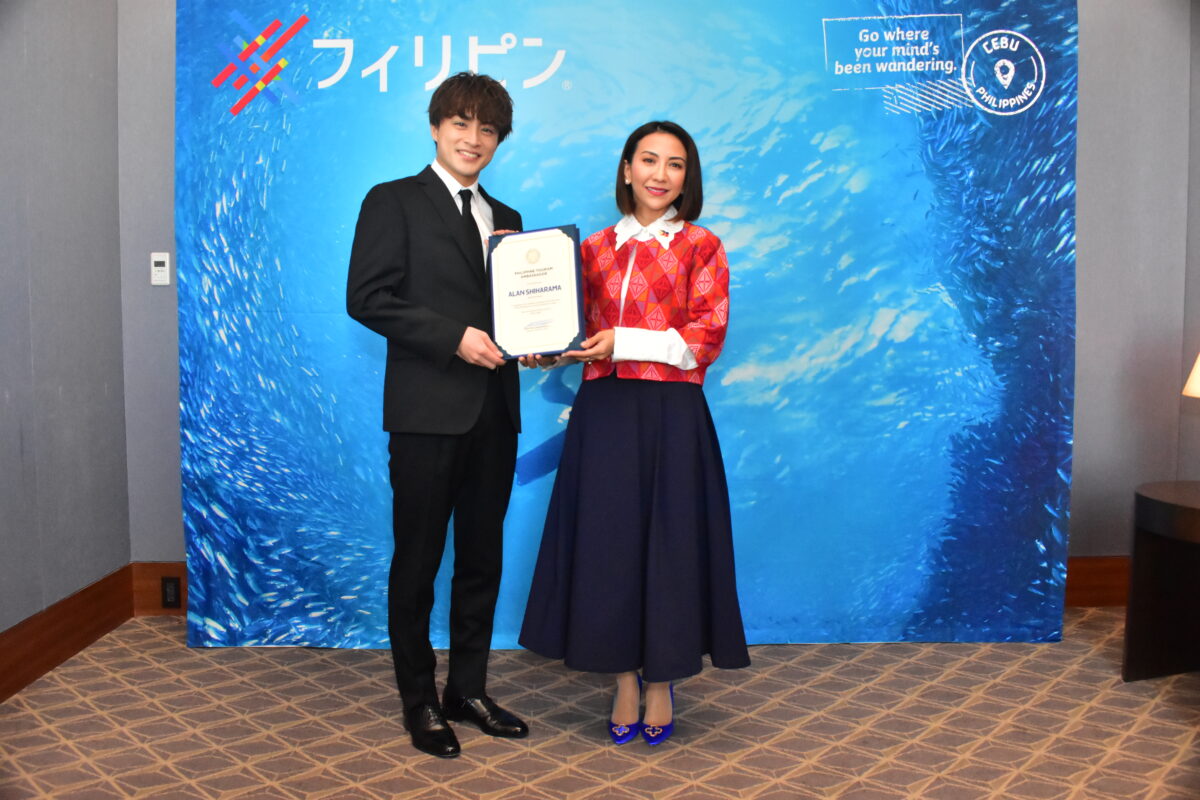 【白濱亜嵐】フィリピン観光大使に就任！！フィリピン共和国 マルコス大統領、フラスコ観光大臣と面会「僕らしく大使としての活動に励みたいと思います。」