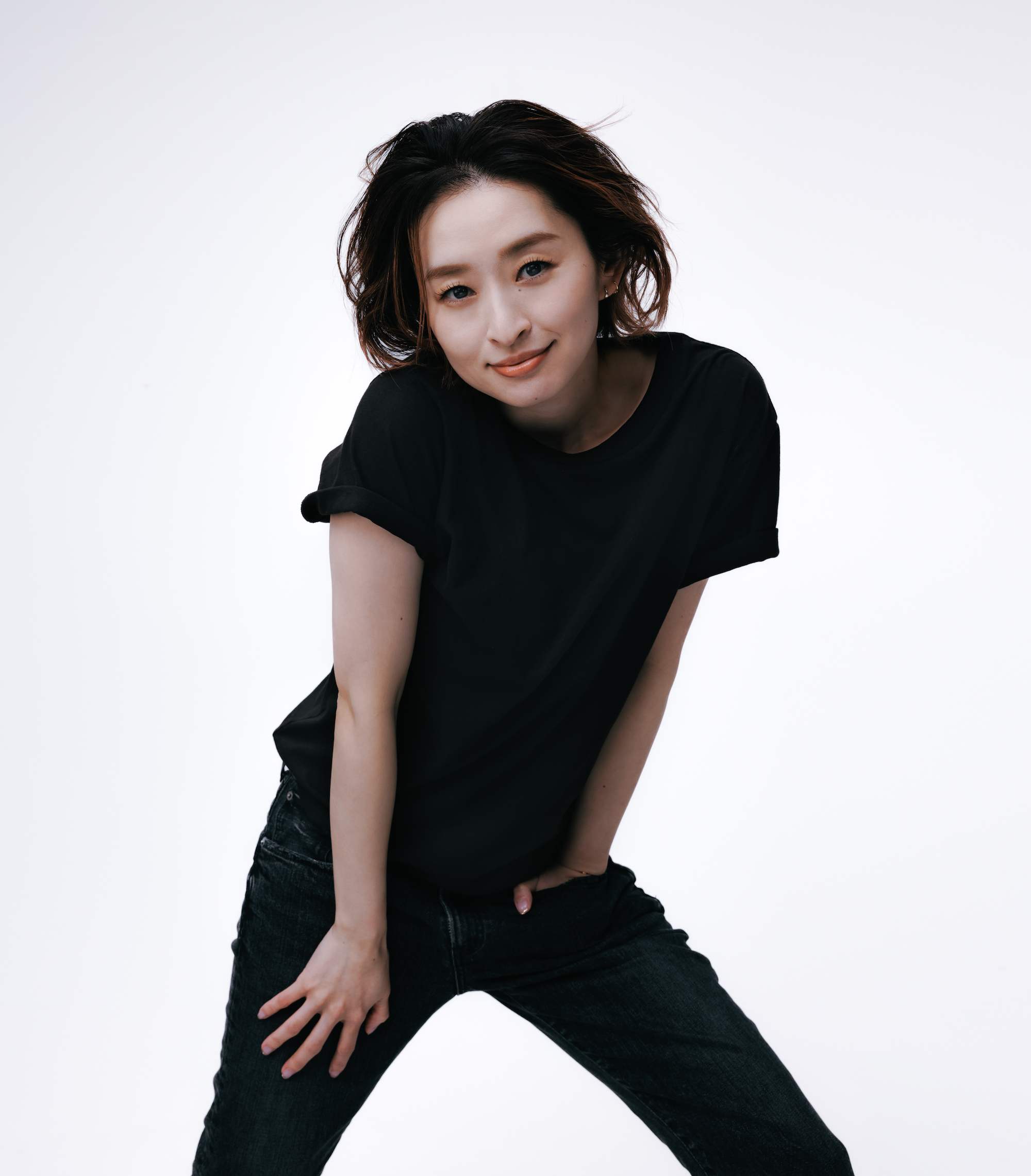 島袋寛子がこれまで発表した楽曲すべてをコンパイルした、コンプリートボックスアルバム「UTAUTAI」2023年3月22日 (水)発売決定