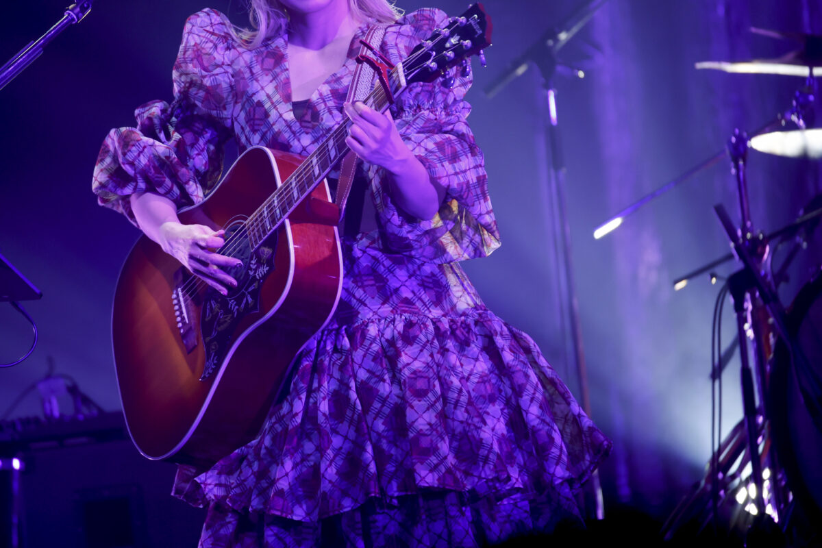 コレサワ LIVE TOUR 2023 バレンタイン チョコっとツアー ～チョコの妖精と大魔王～ライブレポート