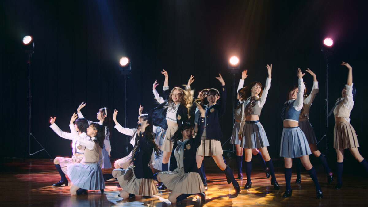 本田仁美がセンターを務めるAKB4861stシングル「どうしても君が好きだ」MV公開！ 青春の1ページを切り取った切なくも⽢酸っぱい恋愛ソングメンバー16名それぞれが主人公として輝くMVがここに完成！！