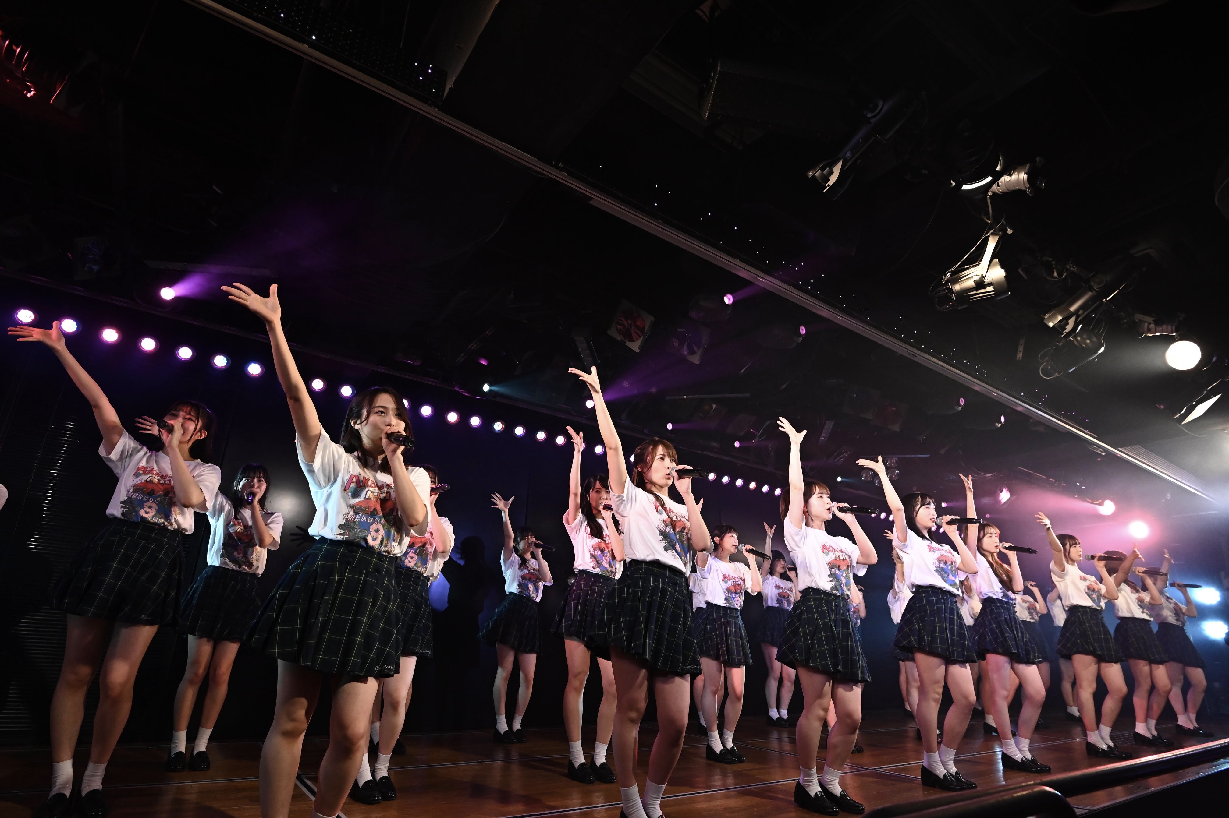 AKB48 チーム8 結成9周年を記念した特別公演を開催！ 61stシングル『どうしても君が好きだ』収録のチーム8オリジナル楽曲『サヨナラじゃない』を初披露！