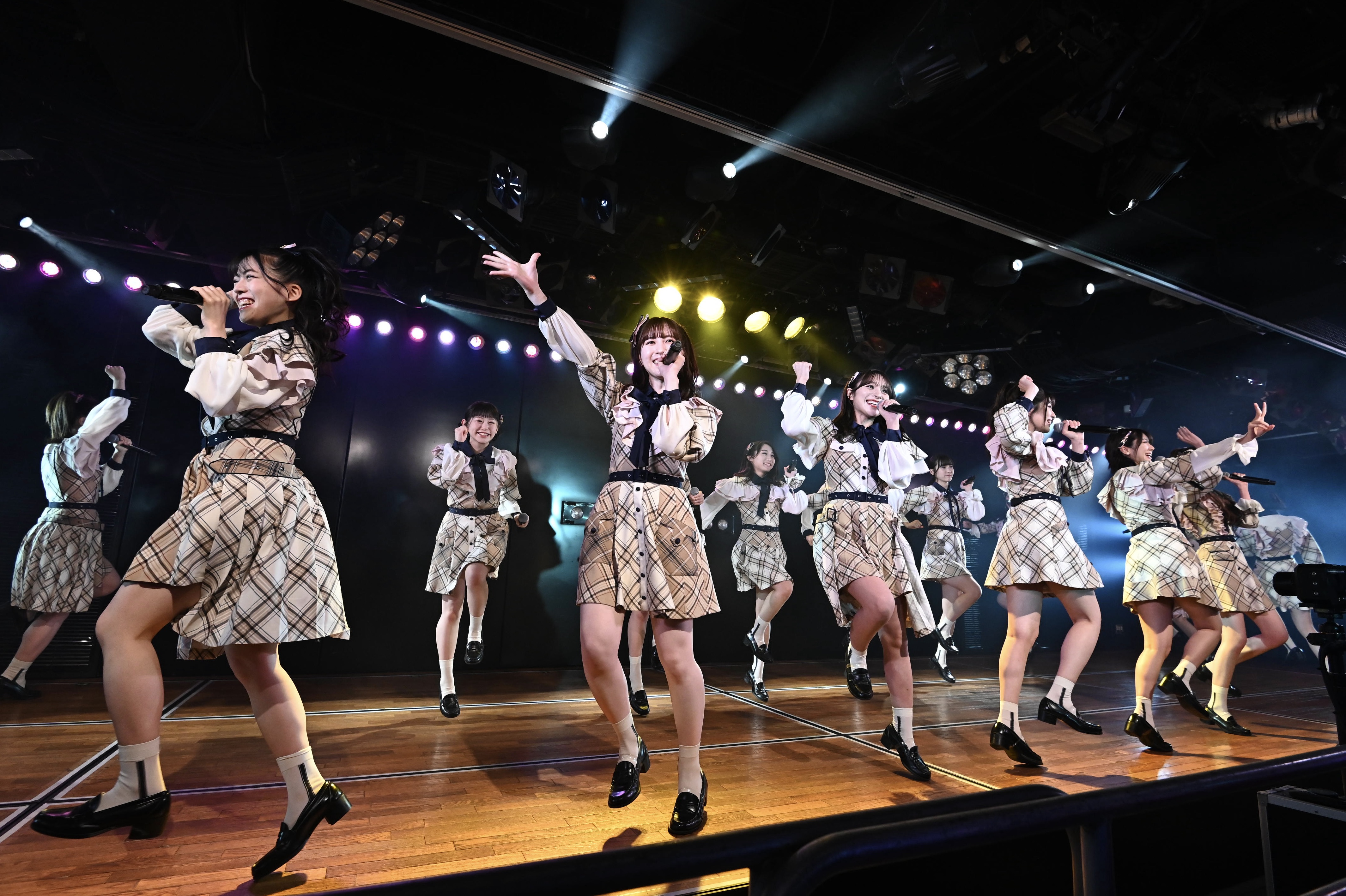 AKB48 チーム8 結成9周年を記念した特別公演を開催！ 61stシングル『どうしても君が好きだ』収録のチーム8オリジナル楽曲『サヨナラじゃない』を初披露！