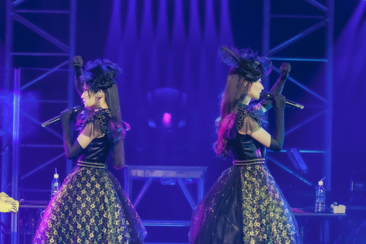 ClariS 約３年８か月ぶりとなるライブハウス公演「ClariS SPRING LIVE 2023〜Neo Sparkle〜」を開催！「全編を通して終始笑顔のライブになりました。今年一番の最高の時間をありがとうございました！」初の全編生バンドによるライブで、ClariSの世界観がさらに上書きされた一夜！！