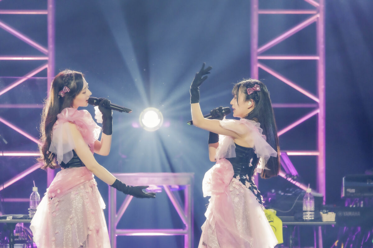 ClariS 約３年８か月ぶりとなるライブハウス公演「ClariS SPRING LIVE 2023〜Neo Sparkle〜」を開催！「全編を通して終始笑顔のライブになりました。今年一番の最高の時間をありがとうございました！」初の全編生バンドによるライブで、ClariSの世界観がさらに上書きされた一夜！！