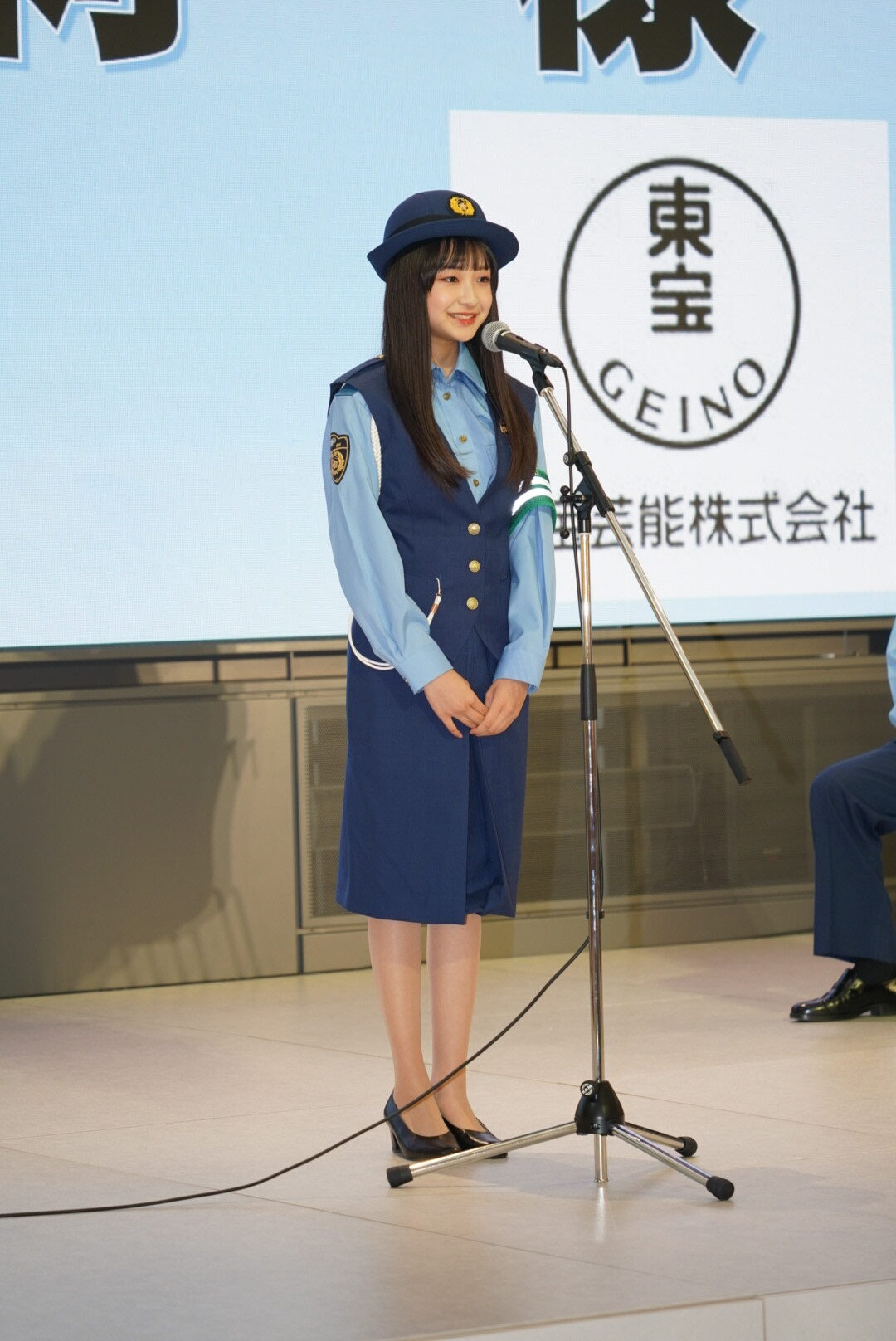 西川愛莉が初のイベント出演で“1 日警察署長”に就任! はじめて警察官の制服を着用し、“とてもワクワクしています”と笑顔 6 西川愛莉が初のイベント出演で“1 日警察署長”に就任! はじめて警察官の制服を着用し、“とてもワクワクしています”と笑顔
