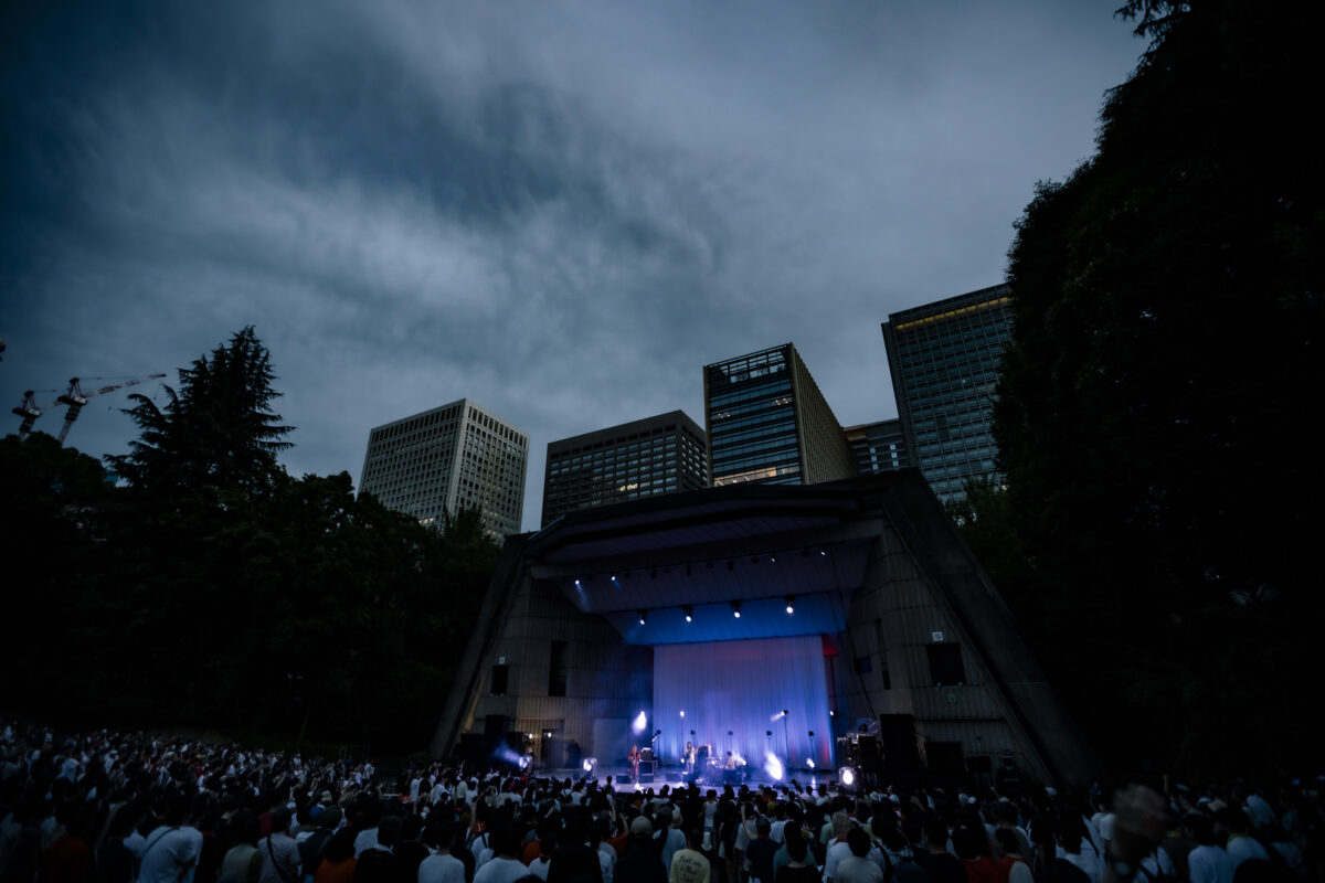 リーガルリリー、満員の日比谷野音ワンマンライブ大団円。自分の信じた音を鳴らし続けて、その音でノックをして開けた日比谷野音への扉。 13 リーガルリリー、満員の日比谷野音ワンマンライブ大団円。自分の信じた音を鳴らし続けて、その音でノックをして開けた日比谷野音への扉。