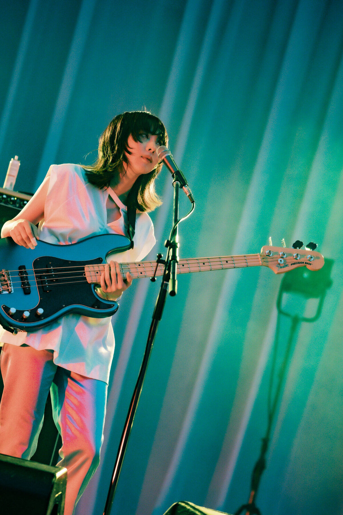 リーガルリリー、満員の日比谷野音ワンマンライブ大団円。自分の信じた音を鳴らし続けて、その音でノックをして開けた日比谷野音への扉。 16 リーガルリリー、満員の日比谷野音ワンマンライブ大団円。自分の信じた音を鳴らし続けて、その音でノックをして開けた日比谷野音への扉。