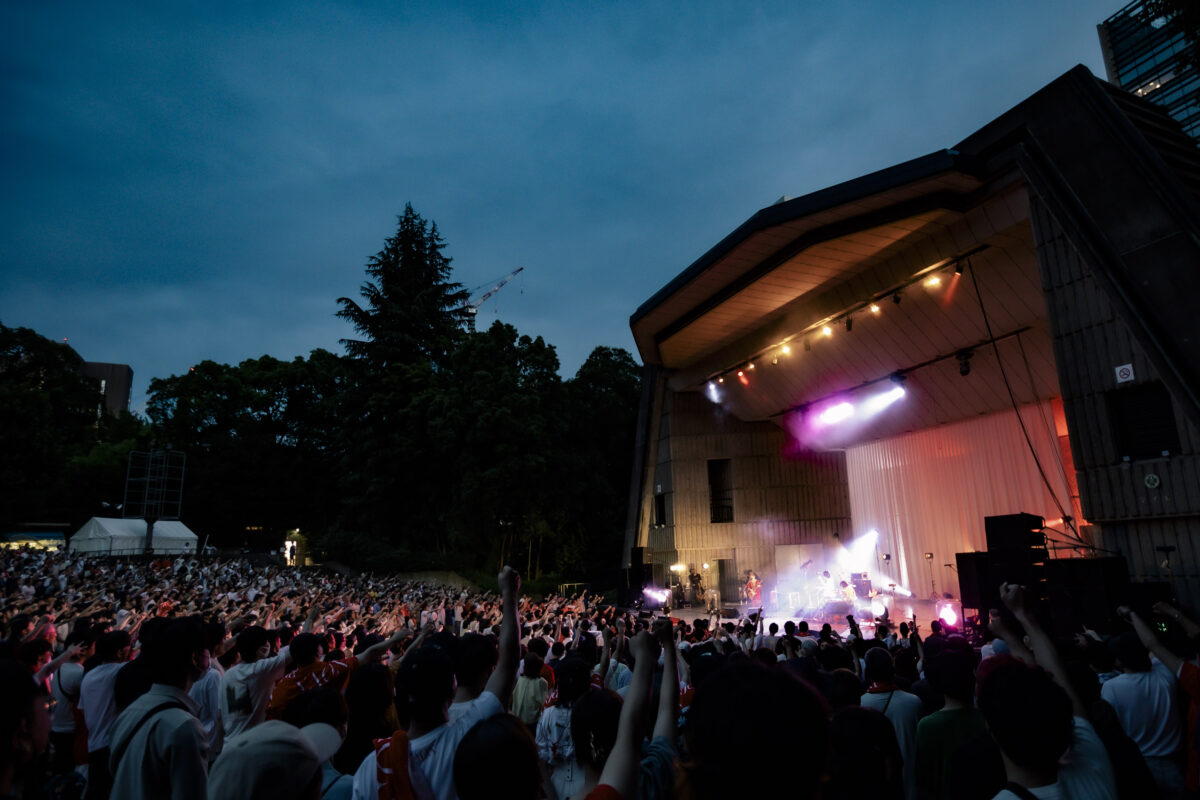 リーガルリリー、満員の日比谷野音ワンマンライブ大団円。自分の信じた音を鳴らし続けて、その音でノックをして開けた日比谷野音への扉。 19 リーガルリリー、満員の日比谷野音ワンマンライブ大団円。自分の信じた音を鳴らし続けて、その音でノックをして開けた日比谷野音への扉。