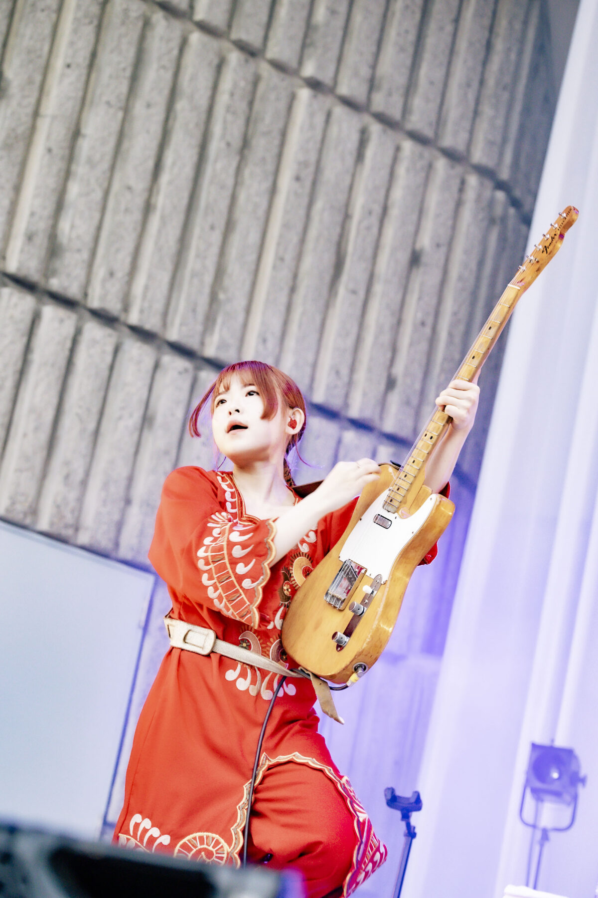 リーガルリリー、満員の日比谷野音ワンマンライブ大団円。自分の信じた音を鳴らし続けて、その音でノックをして開けた日比谷野音への扉。 7 リーガルリリー、満員の日比谷野音ワンマンライブ大団円。自分の信じた音を鳴らし続けて、その音でノックをして開けた日比谷野音への扉。