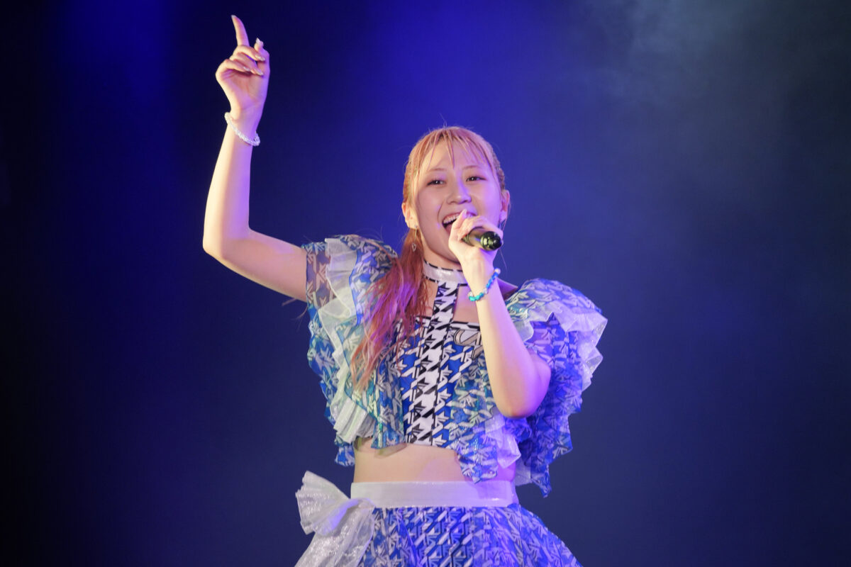 アプガ（仮）“夏開幕”宣言！ 熱いライブにファンも呼応！ 夏フェスシーズンを熱く燃えたぎらせる！