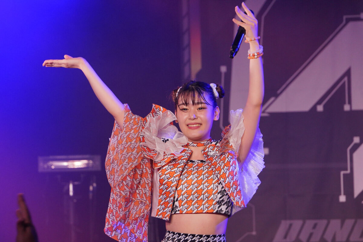 アプガ（仮）“夏開幕”宣言！ 熱いライブにファンも呼応！ 夏フェスシーズンを熱く燃えたぎらせる！