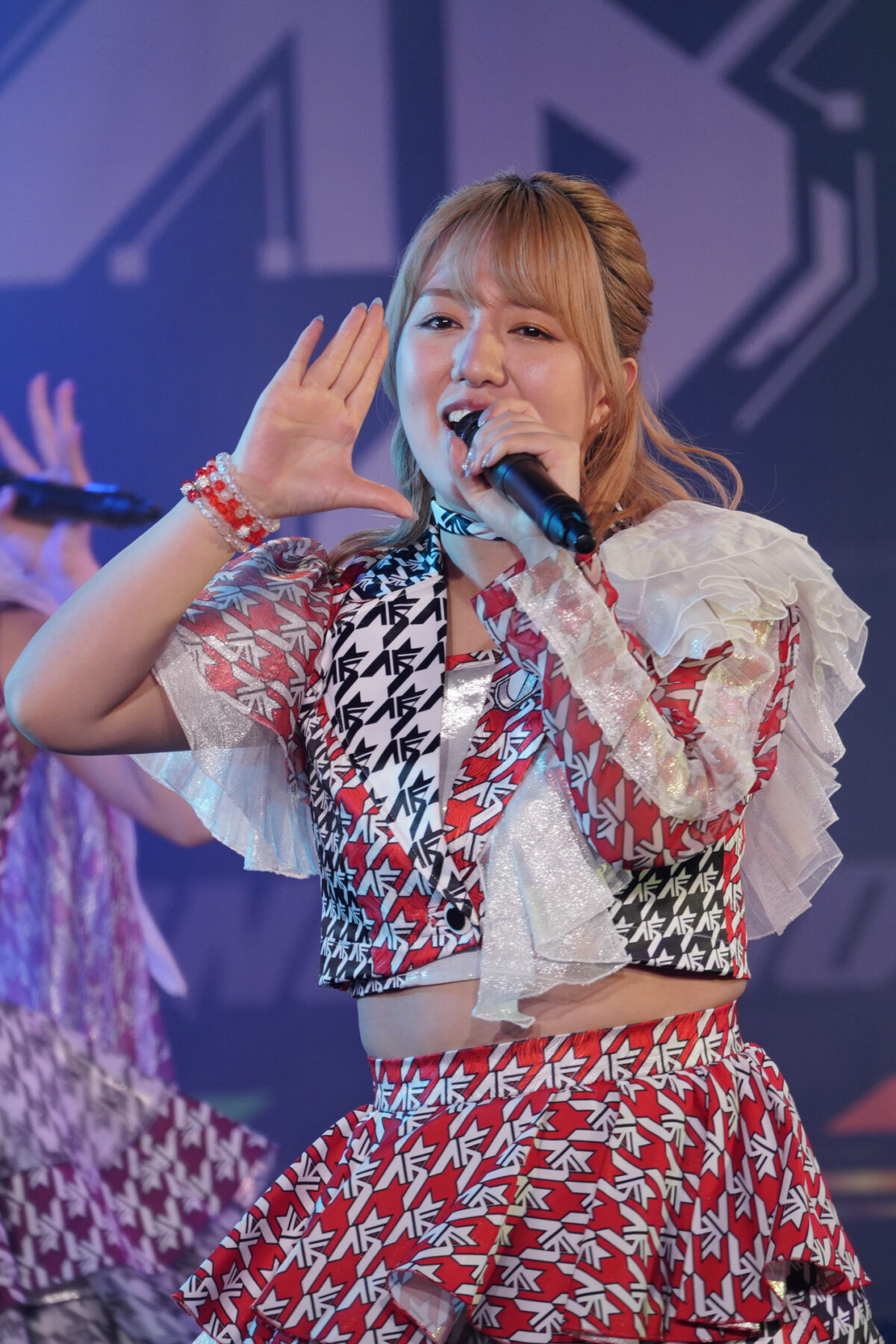 アプガ（仮）“夏開幕”宣言！ 熱いライブにファンも呼応！ 夏フェスシーズンを熱く燃えたぎらせる！