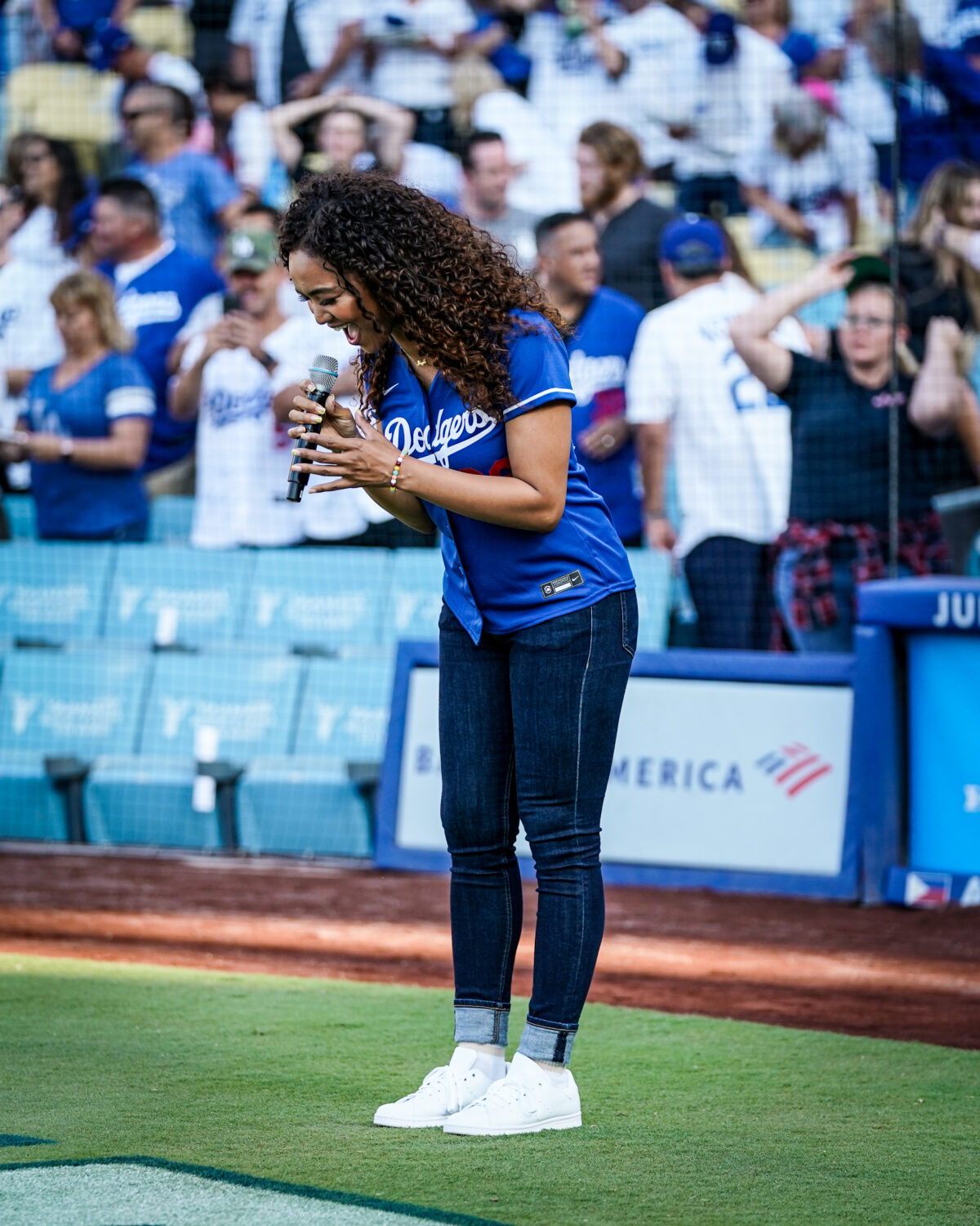 【Crystal Kay】MLBドジャースVSエンゼルス戦に八村塁選手と登場!! ” ジャパニーズ・ヘリテージナイト“で日米の国歌を独唱!「忘れられない日になりました!」 5 【Crystal Kay】MLBドジャースVSエンゼルス戦に八村塁選手と登場!! ” ジャパニーズ・ヘリテージナイト“で日米の国歌を独唱!「忘れられない日になりました!」