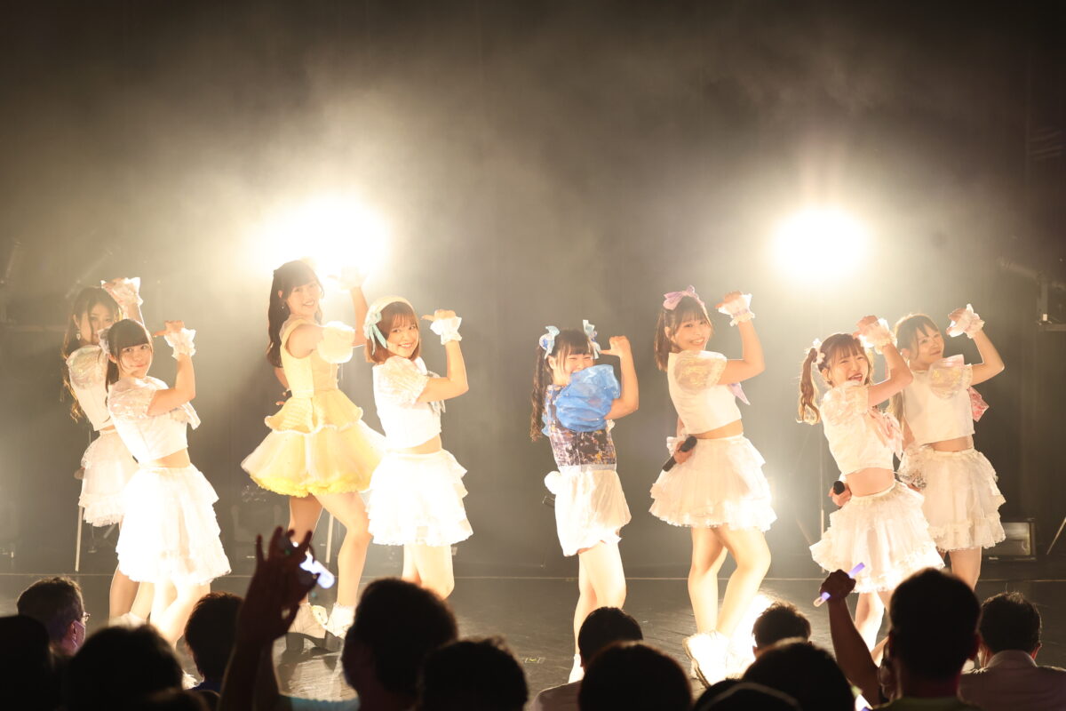 エラバレシ、涙と感動の真田美璃、小熊めう卒業ライブレポート！