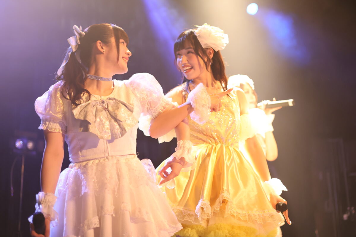 エラバレシ、涙と感動の真田美璃、小熊めう卒業ライブレポート！