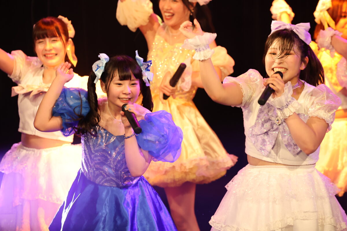 エラバレシ、涙と感動の真田美璃、小熊めう卒業ライブレポート！