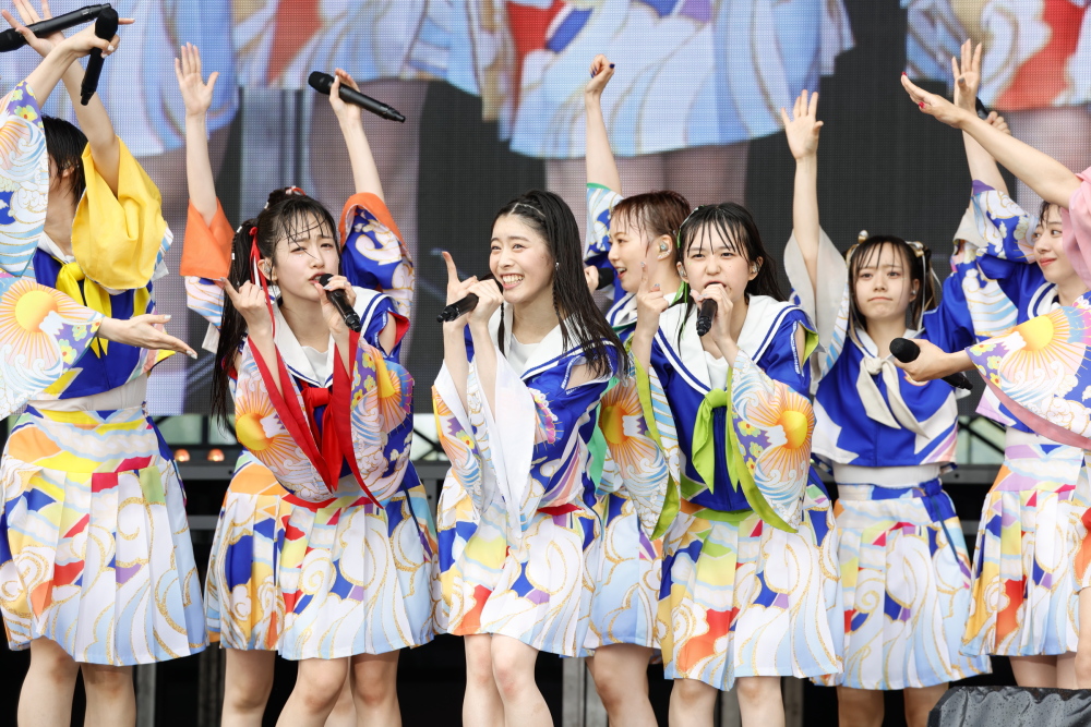 私立恵比寿中学、夏の恒例野外ライブ「ファミえん2023」開催！雄大な富士山！鮮やかな花火！エビ中ウォーターキャノンが飛び交う会場でかけつけた1万人のファミリーとびしょ濡れ大はしゃぎ！