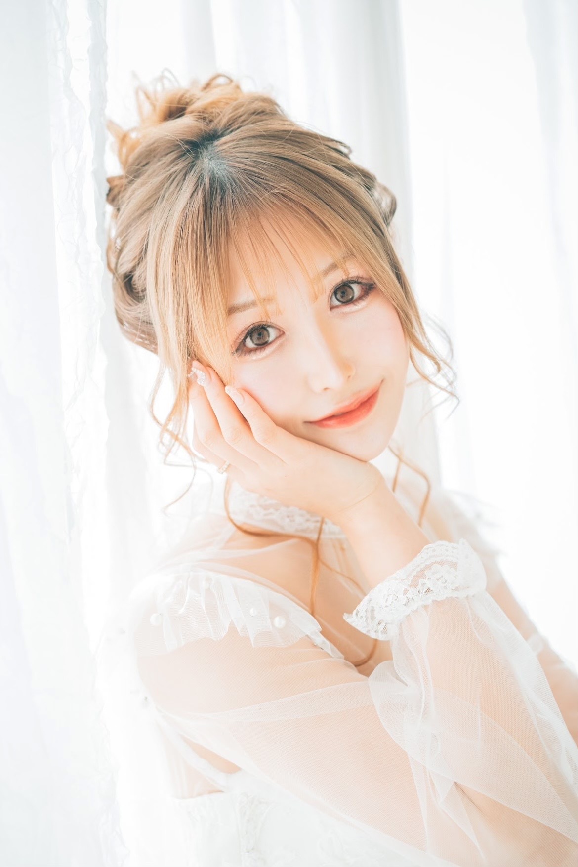 関西コレクション2023A／W出演の浦西ひかる 音楽アーティスト活動本格始動を発表！