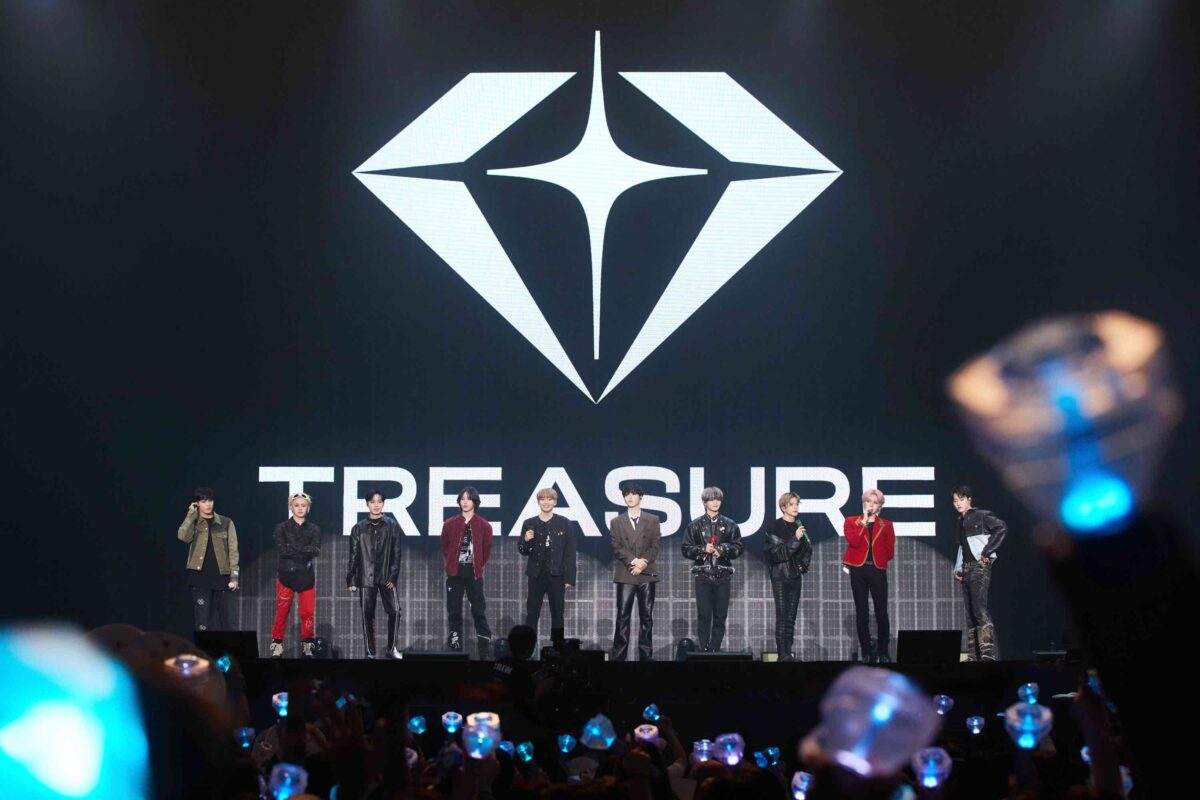 TREASURE、ジャパン1stファンミーティングツアーが福岡にてスタート!! BONA BONA JP Ver.をサプライズ初披露!!