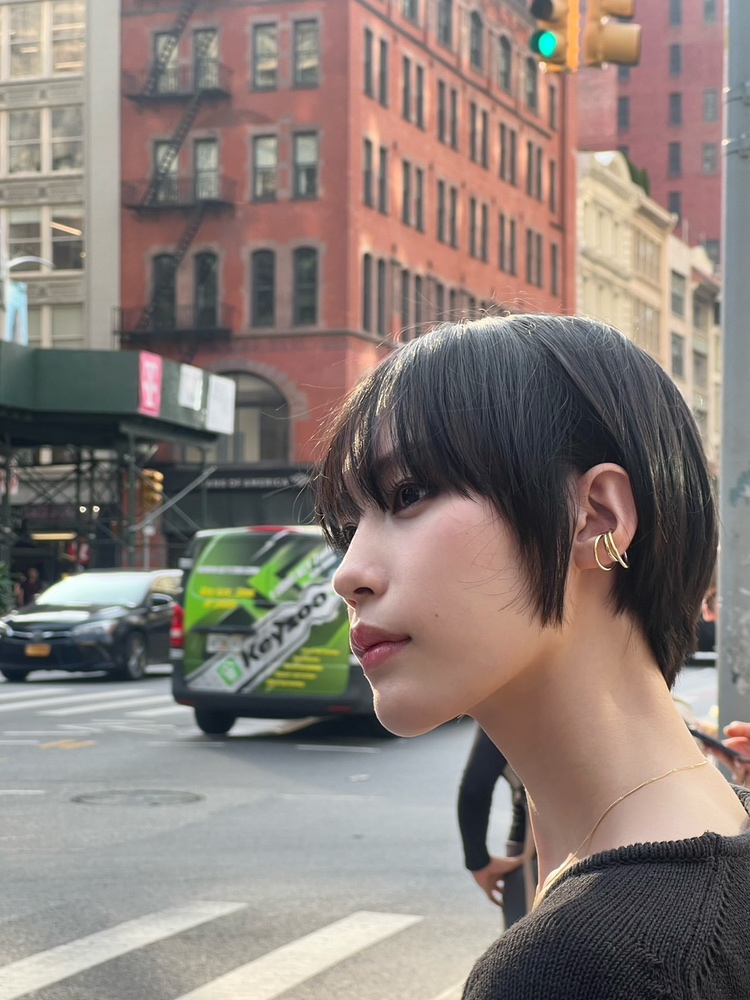 南沙良が自身初のショートカットに！ニューヨークからの最新スナップを公開！