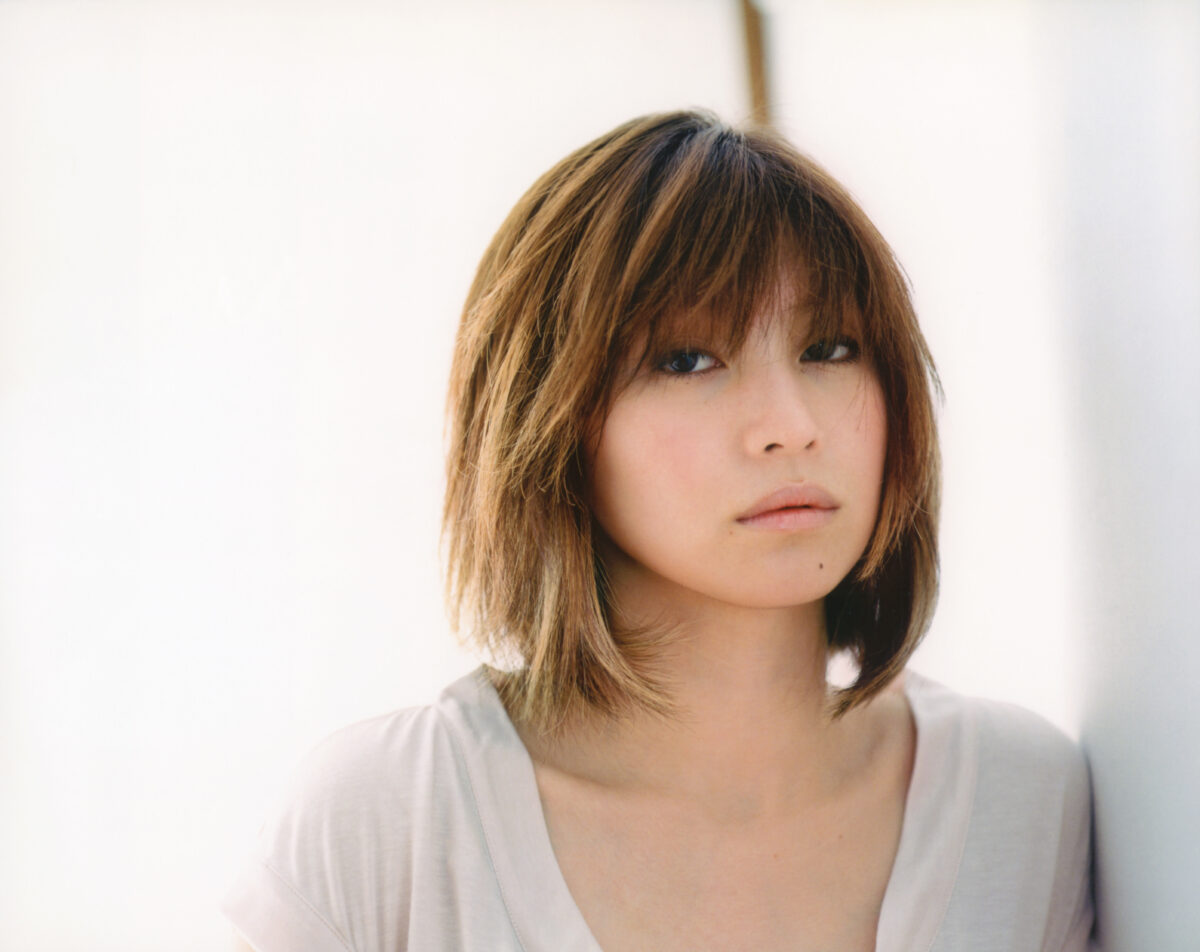 鬼束ちひろ、初期のオリジナルアルバム3タイトルが、12月6日に初の