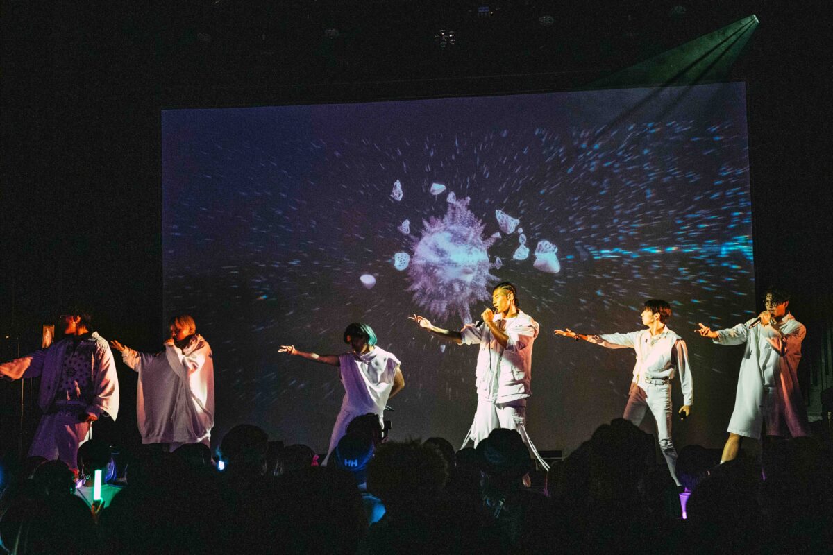 ボーイズグループ ODDLORE 〝初〟のワンマンライブ完遂!セルフプロデュースに挑戦したラップサイファー曲リリースや2024年 春にEPリリースも決定! 2 ボーイズグループ ODDLORE 〝初〟のワンマンライブ完遂!セルフプロデュースに挑戦したラップサイファー曲リリースや2024年 春にEPリリースも決定!