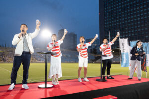 五郎丸歩・高山一実・畠山健介・勝俣州和と観客1,026名で乾杯！『アサヒスーパードライ ゲストと共にリアル＆リモート同時乾杯』ギネス世界記録(TM)を見事達成！ 高山一実は“本当に立ち会えたことが嬉しい！”