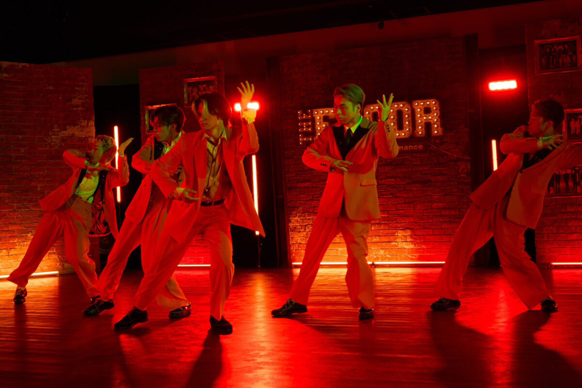 THE RAMPAGE 与那嶺瑠唯×D.LEAGUE CyberAgent Legitがコラボパフォーマンス！お互いの楽曲「Dirty Disco」と「ROCK&FIRE (feat. Kyte)」で本気のポップダンスを披露！