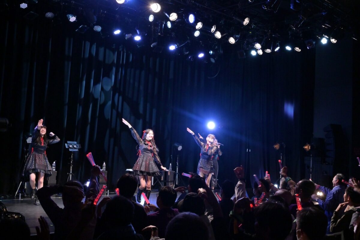 東京女子流、来年5月にZepp Shinjukuで14周年ライブ開催決定！！ メンバーへのサプライズ発表に、リーダー庄司芽生「最高のライブの後に、最高の発表をいただいて、最高の気持ちです」