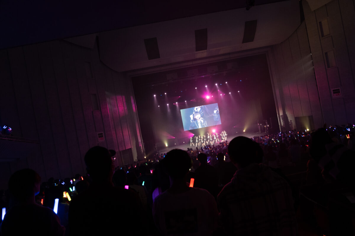 指原莉乃プロデュースアイドルグループ「≒JOY」。　アイドルイベント「ちかっぱ祭 2023」（福岡サンパレス ホテル&ホール）に出演。福岡での初ライブで迫力あるライブパフォーマンスを披露！