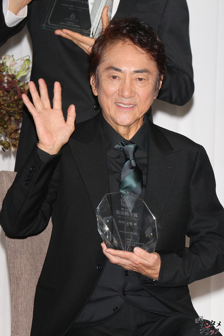 知念里奈 「第12回岩谷時子賞」奨励賞を授賞 市村正親にベテラン・実力者・パーフェクトと絶賛される