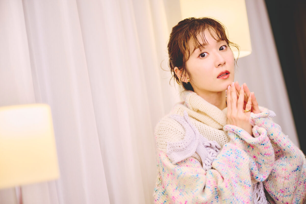 松岡茉優 デビュー20周年を記念した初の著書『ほんまつ』が発売！ 感謝の気持ちでいっぱいに！