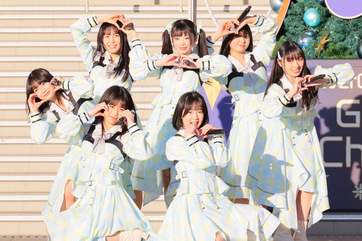 新生ラストアイドル お披露目ライブでファンに新曲を含む4曲をパフォーマンス！ 最後の1人のメンバーも初公開し、7人揃って来年1月には定期公演開催も決定！！