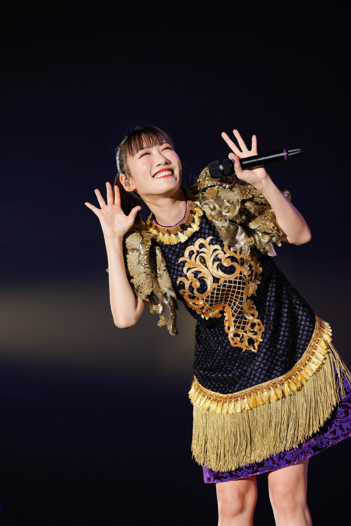 4年ぶりに声出し解禁！ももクロがゴスペル隊やバンドメンバー、モノノフと共に作り上げた「ももいろクリスマス」。2024年の新曲、ライブ、アルバム情報も続々解禁！