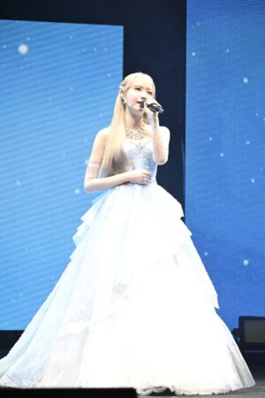 本田仁美「私の夢と希望でいてくれて本当にありがとう」“ひぃちゃん”らしさを貫いた笑顔の卒業コンサート！ 元HKT48・IZ*ONEメンバーの矢吹奈子、お笑いコンビのニューヨーク・インディアンスもサプライズで登場！