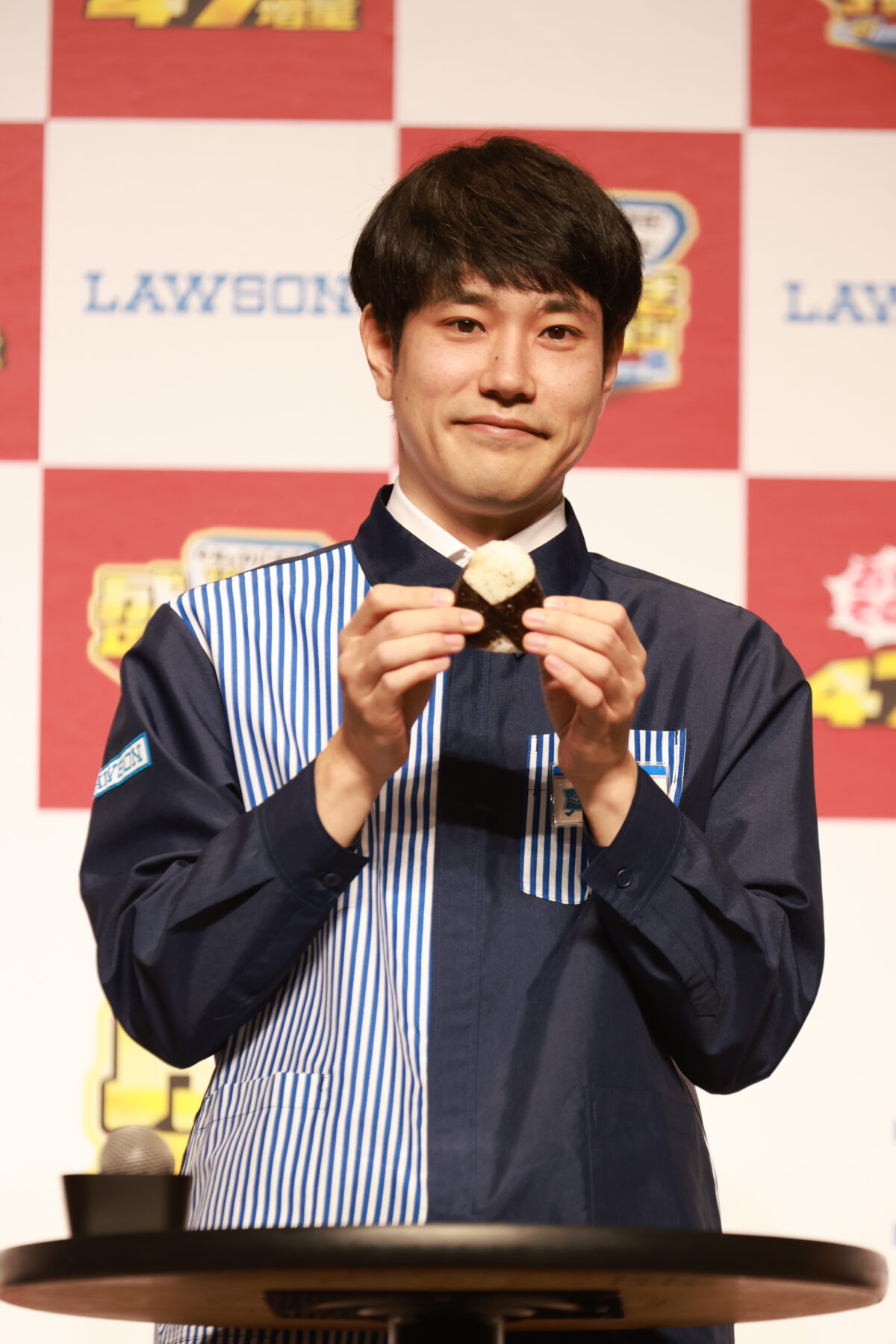 松山ケンイチ・川栄李奈・梅沢富美男・王林、豪華CMキャラクターが勢揃いで登場！ ローソン「今年はヤバすぎ！盛りすぎチャレンジ」開催記念イベント！ 川栄李奈、29歳のバースデーサプライズに「盛りすぎじゃないですか！？」
