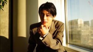 荒井啓志、俳優デビューから1年で掴んだ確かな手応え 「チャンスをいただいた時に、しっかりと発揮できるための準備を」